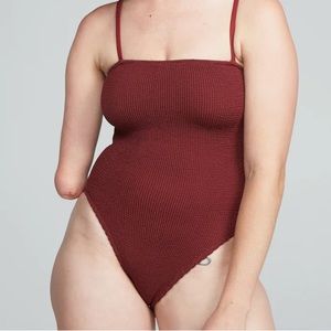 Youswim poise one-piece in garnet